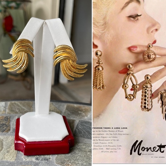SOLD ⭐️ Vintage Monet 1980 14K GP Earrings - Picture 9 of 9